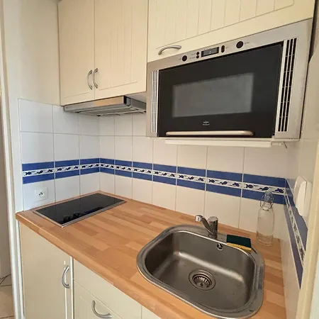 Face Avec Garage Et Proche Centre Ville, Plage, Commerces - Fr-1-197-486 Apartment *