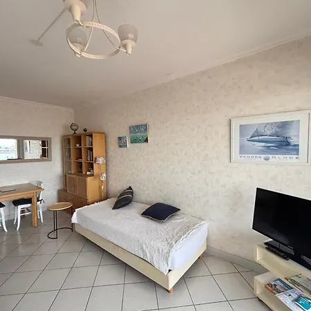 شقة Face Avec Garage Et Proche Centre Ville, Plage, Commerces - Fr-1-197-486