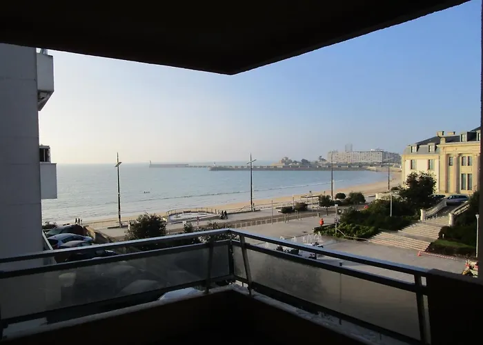 Face Avec Garage Et Proche Centre Ville, Plage, Commerces - Fr-1-197-486