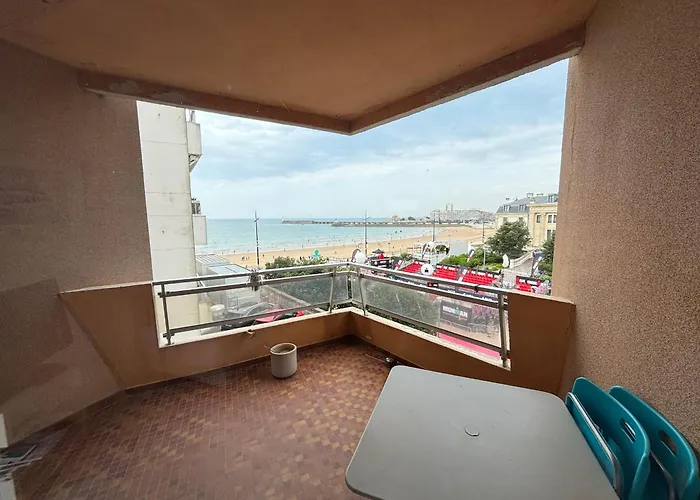 Face Avec Garage Et Proche Centre Ville, Plage, Commerces - Fr-1-197-486 *